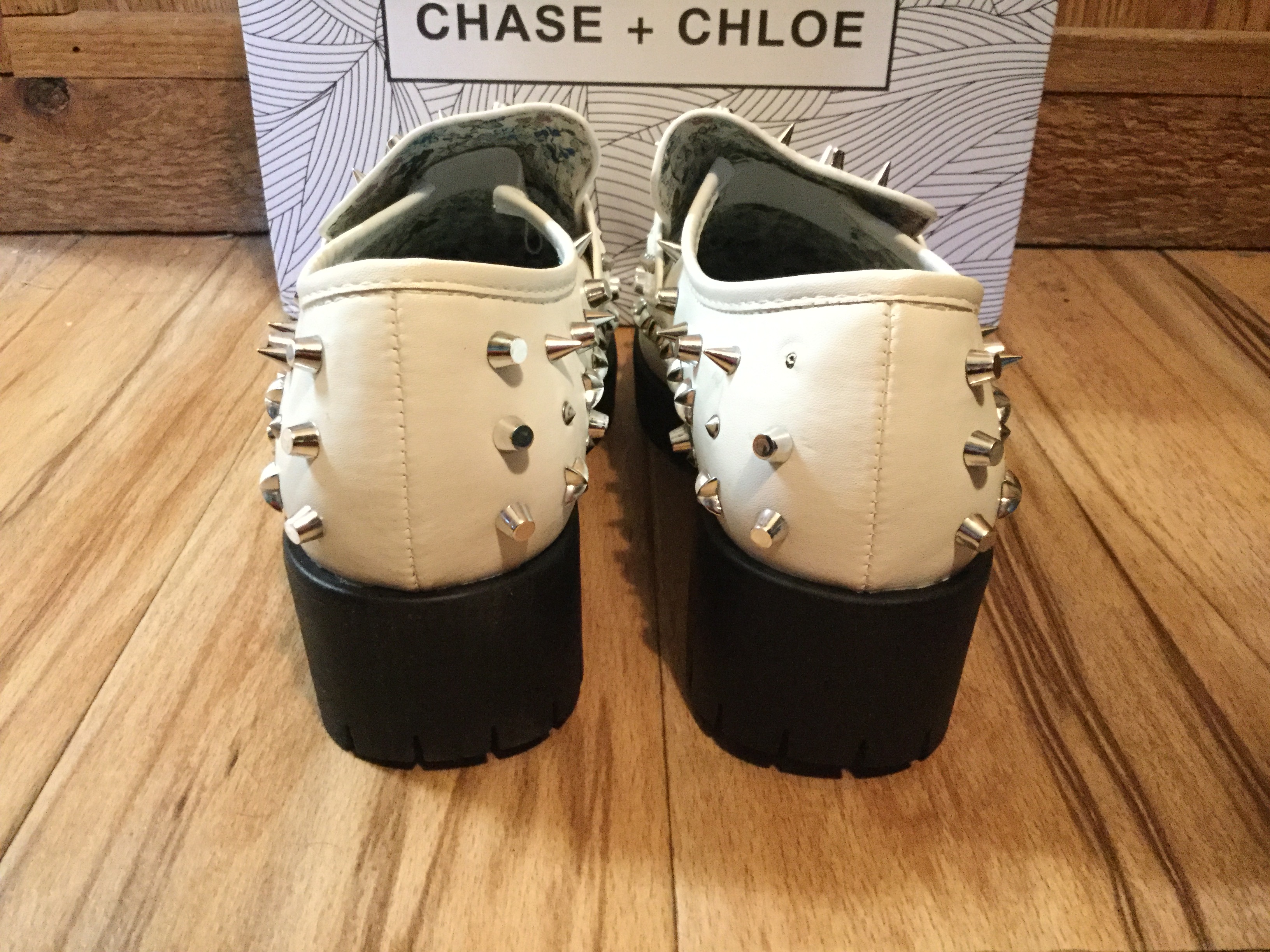 8F6F210C-CE0A-49C4-AF1E-9CE7F3E3F32E