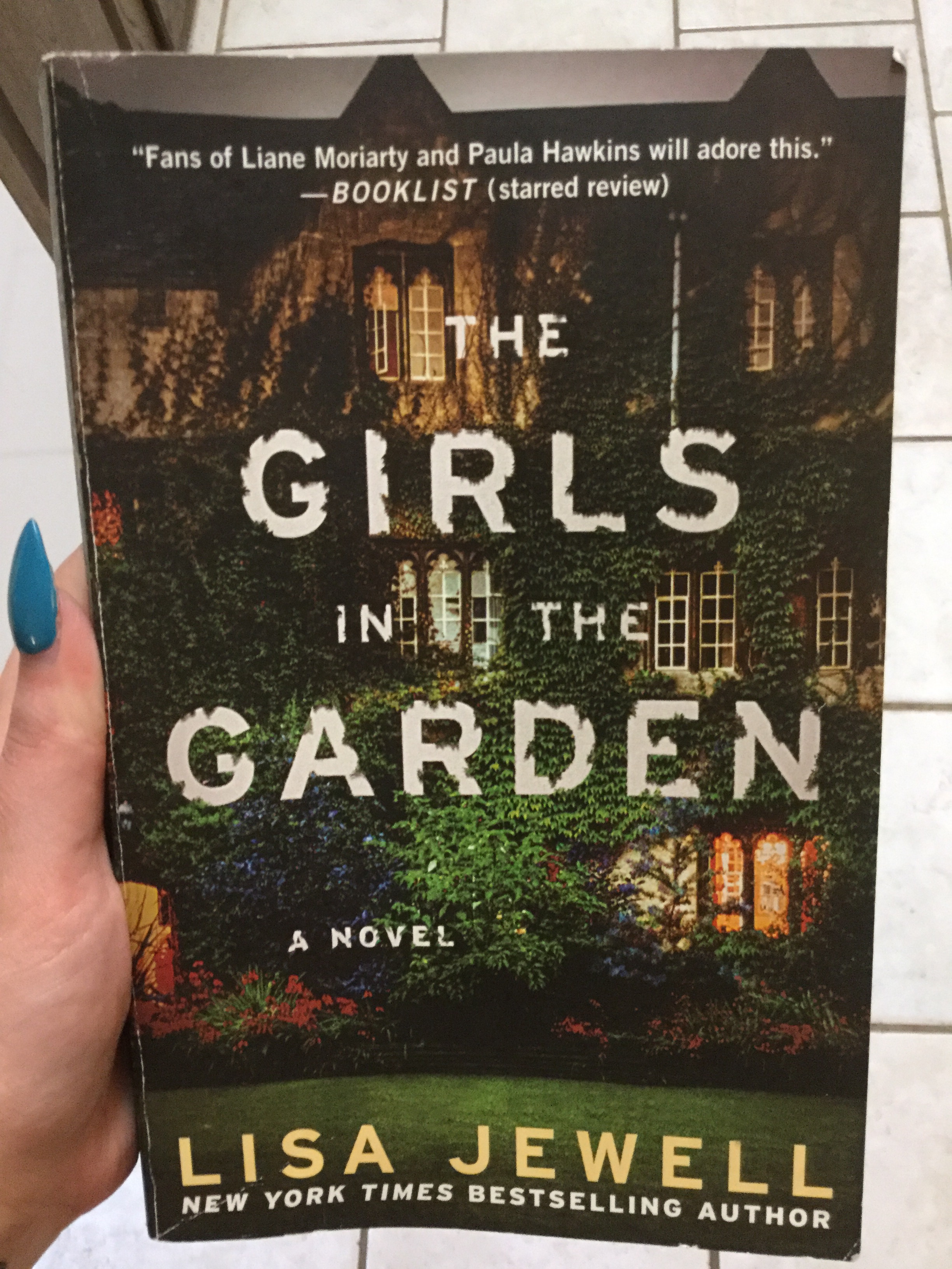 EC118F4A-2718-44F3-9F8D-F7E8AD199299