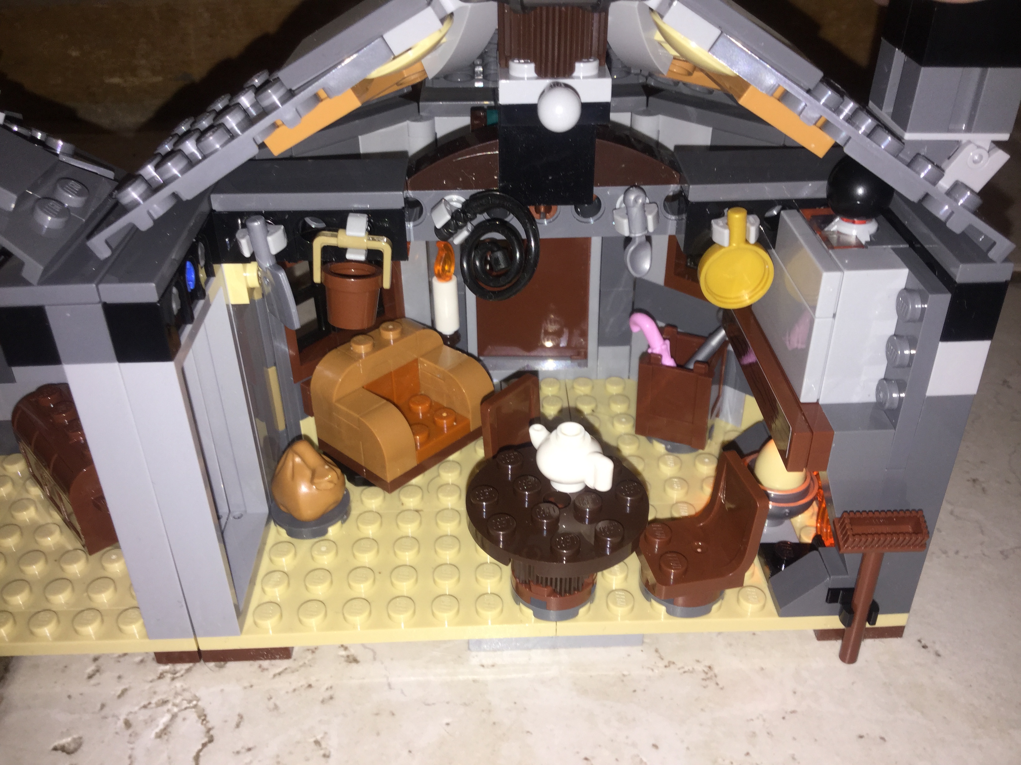 A4CB8C0E-C562-4083-8039-207587D435AD