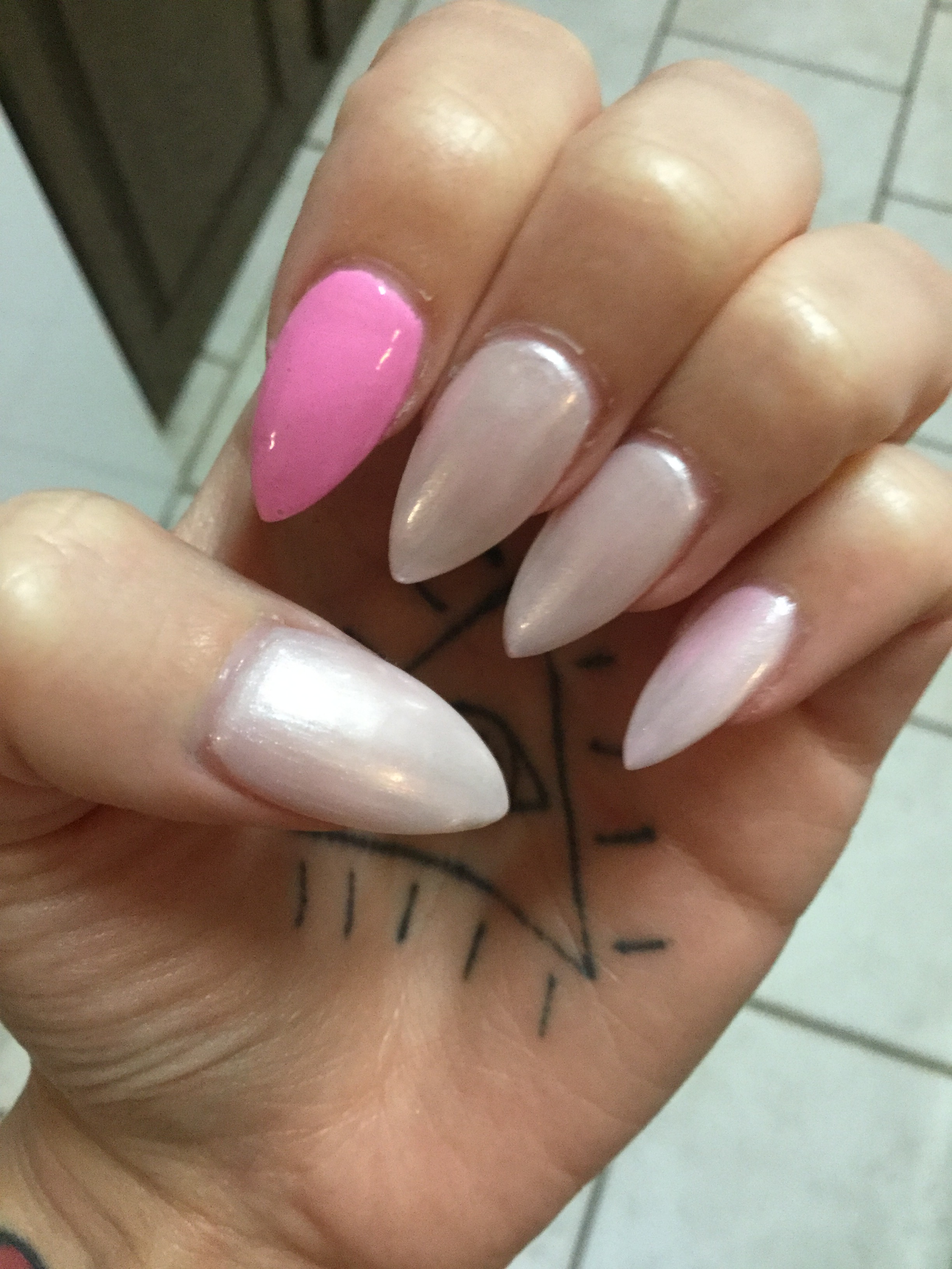 8A737B9C-8469-4083-BA0C-BB4D573D9225