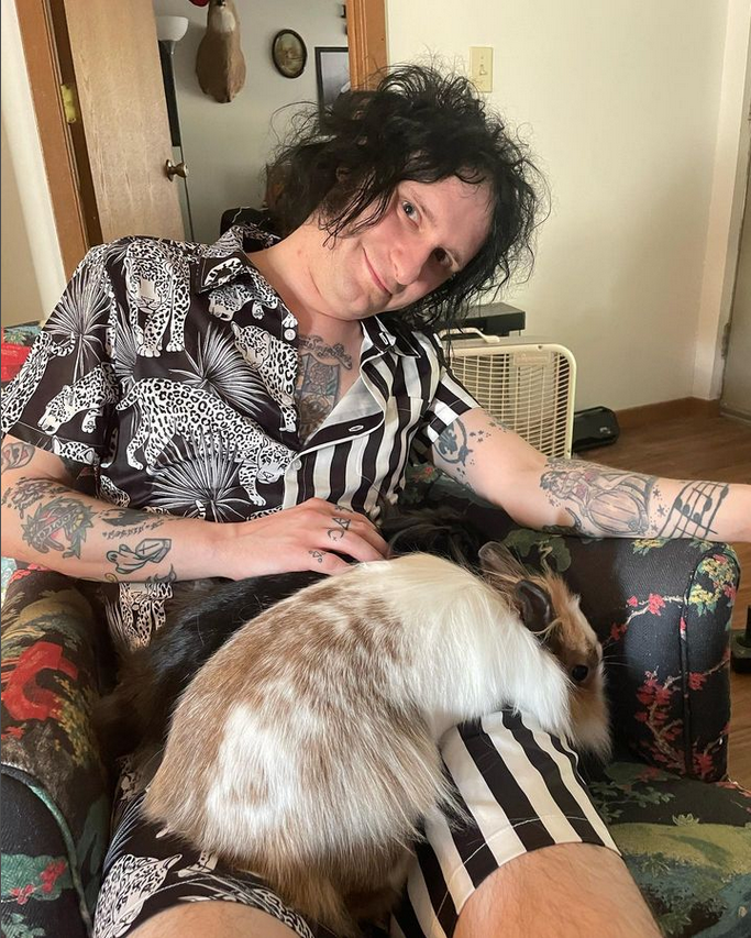 Screenshot 2023-09-21 at 06-18-59 Sarah Mushenheim (@lifewithlilred94) • Instagram photos and videos